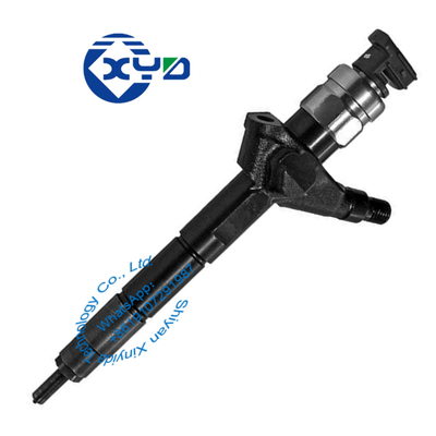 095000-9770 23670-59018 Common Rail Diesel Fuel Injector Untuk Toyota Land Cruiser 1VD-FTV